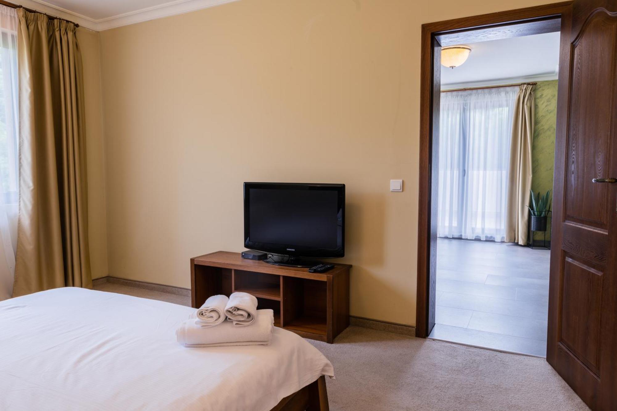 Guest House Valevtsi ภายนอก รูปภาพ